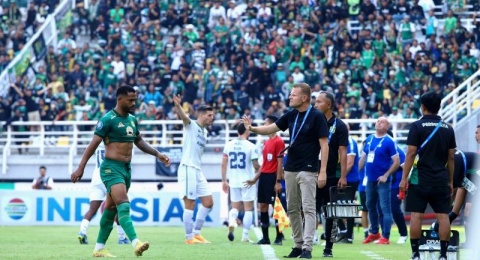 Linimasa Persebaya vs Persita Mengungkap Rivalitas dalam Sepak Bola Indonesia